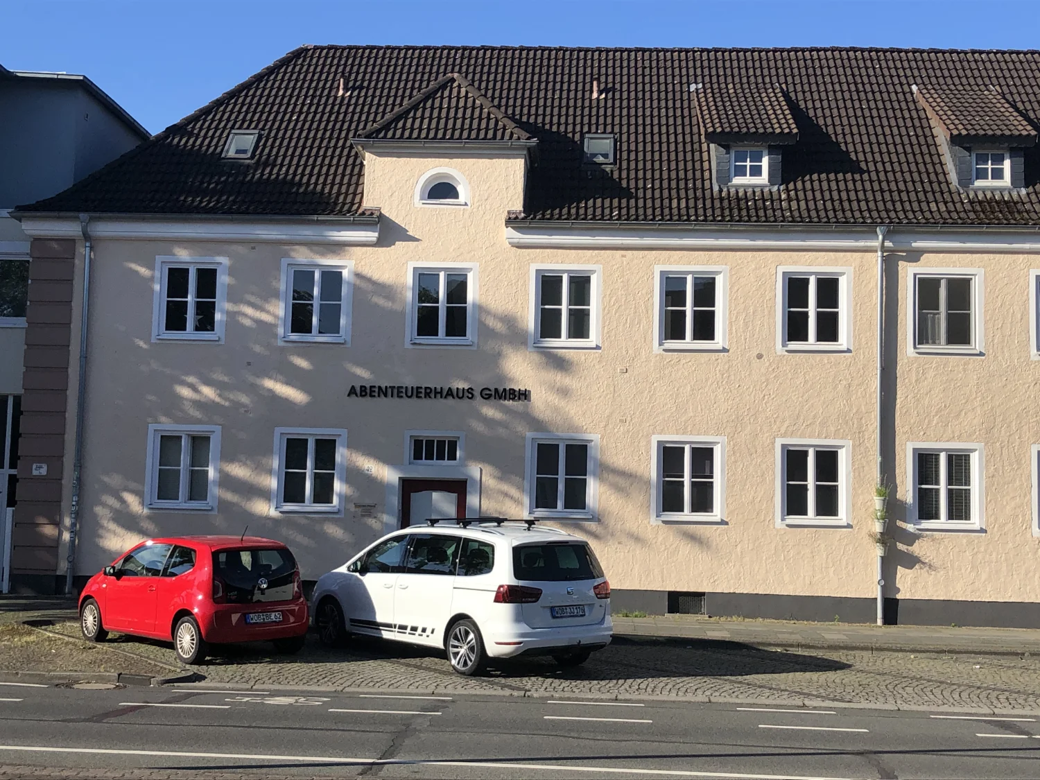 Wohn- und Geschäftsgebäude